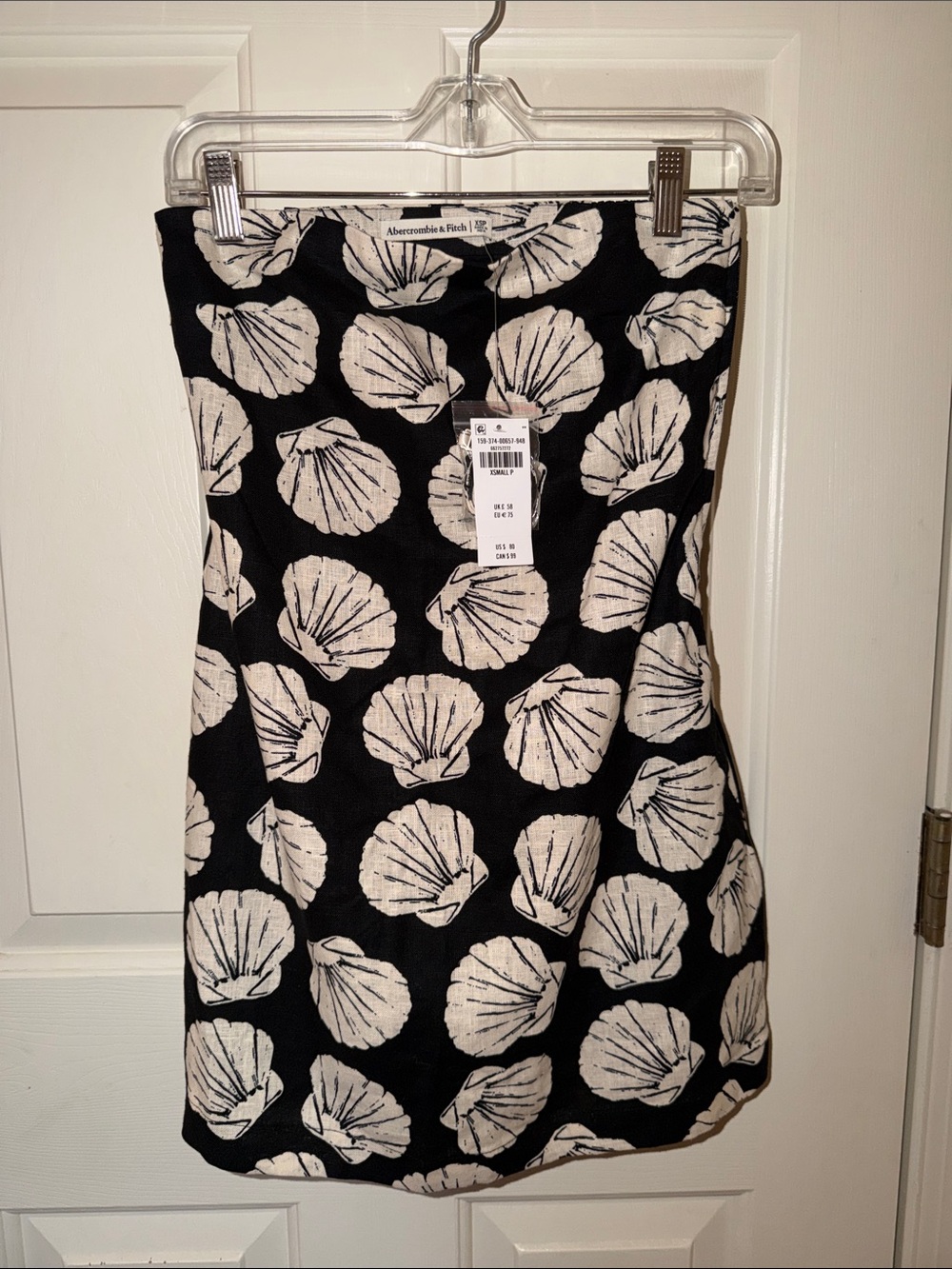 Abercrombie & Fitch Black Strapless Seashell Print Mini Dress